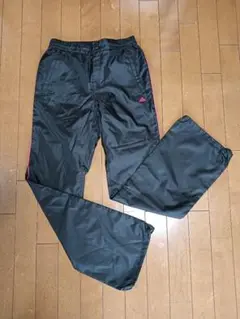 Item thumbnail for item 21f59e18-d41e-41d0-975d-601140407774