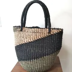 ✡️送料無料✴︎お洒落なデサイン天然素材 かごバッグ美品