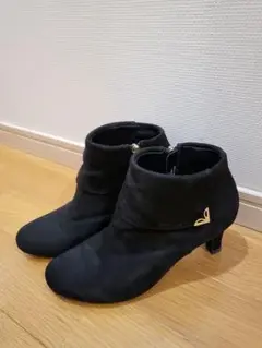 ショートブーツ nuovo