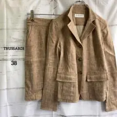 トゥルートラサルディスティーレ TRUSSARDI　フォーマル　セットアップ