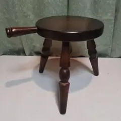 キツツキマーク　木製丸椅子