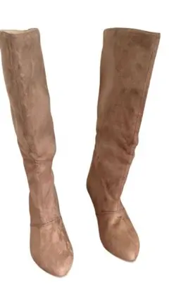 Item thumbnail for item 60746b7b-d340-4a0a-8e9b-2d6bea3f00ff