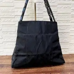 プラダ ナイロン×レザー ハンド トート バッグ 三角プレート ロゴ ブラック