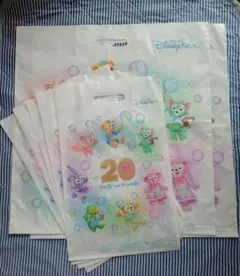 ダッフィー＆フレンズ　カラフルハピネス　ショッピングバッグ大×2枚＆小×5枚