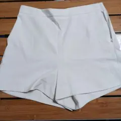 FOREVER 21 ホワイト ショートパンツ XS