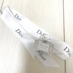 ミスディオール 空瓶 と リボン