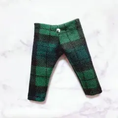 オビツ11 ねんどろいど どーる 服 パンツ チェック グリーン