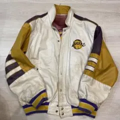 Item thumbnail for item 2190dbe4-b8af-4767-94cc-9d4545fe836d