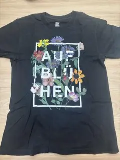 花柄黒半袖Tシャツ