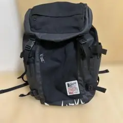Larkins 黒 リュック