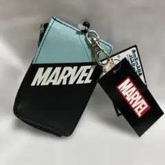 MARVEL マーベル　キーケース付き　パスケース　リール付き　ICカード入れ