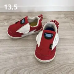 Item thumbnail for item 87632c95-5de1-401d-8094-5dc702055c25