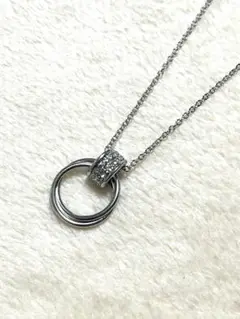 美品　ダブルリング ネックレス キュービックジルコニア風 シルバー