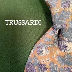 トルサルディ　 フラワーパターン ネクタイ