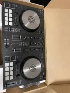 週末限定値下 美品 TRAKTOR KONTROL S2 MK3 Native Instruments TRAKTOR KONTROL S2 MK3｜ミュージックランドKEY