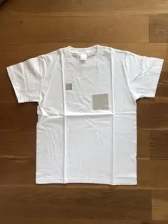 Tシャツ　白　シルバー 箔