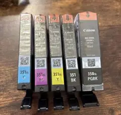 Item thumbnail for item 4a9dcddf-7f9d-4021-8b3e-7d522d097d65