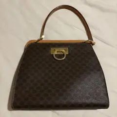 Item thumbnail for item dea550fe-5530-42b5-add4-7817048916db