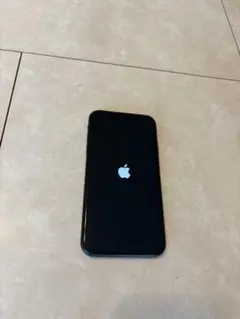 Apple iPhone XR ブラック 本体　64Gb