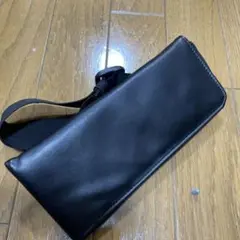 iPad タブレットブラック合成皮革ケース ストラップ付き