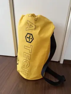 TAOTECH 防水ロールトップバックパック 30L