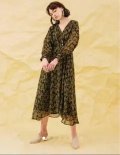 ミモザ柄ロングワンピース