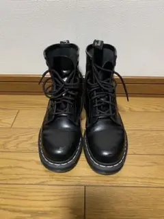 Dr.Martens ホワイトステッチ