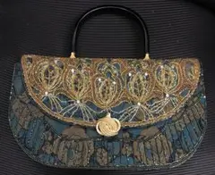 Item thumbnail for item d98b73c8-a1ad-41cb-ab2c-5b6bf887ffb6