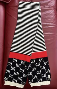 GUCCI マフラー