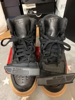 Item thumbnail for item 991bfc08-b691-43f5-9596-eea5b0e09f96