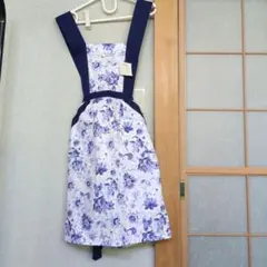 Pierre Cardin　涼しげな 花柄エプロン 　綿100％