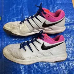 NIKE テニスシューズ