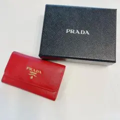 正規品 プラダ PRADA キーケース 赤