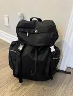lululemon 25L バックパック 多機能設計 通勤/旅行対応
