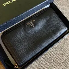 正規品❤️美品⭐️プラダ長財布 PRADA 男女　ラウンドファスナー　財布