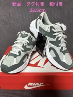 Nike ウィメンズスニーカー　W AL8 23.5cm