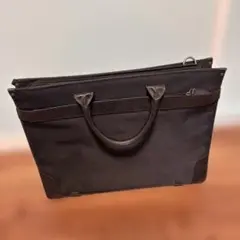 Item thumbnail for item 827c16f0-5f1f-43dd-ac3f-a6b25f4feb3e