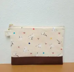シマエナガ　花柄　ポーチ　ハンドメイド　パステルイエロー　フラットポーチ
