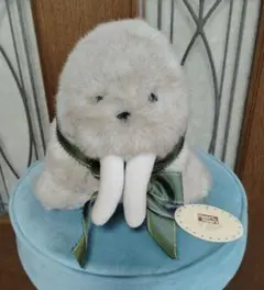 セイウチ牙　約54cm　美品　希少価値 セイウチの牙の値段と価格推移は？｜4件の売買データから