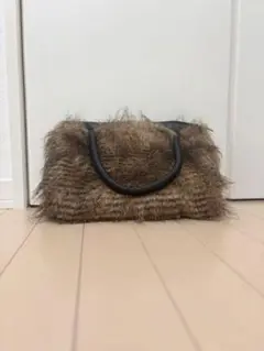 ファー付きトートバッグ