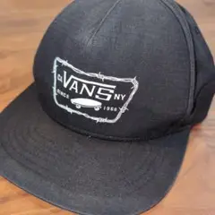 VANS 黒 スナップバックキャップ