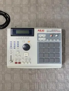 DJ機材 AKAI MPC2000XL Akai MPC2000XL Sampling Drum Machine with Built-In 100MB