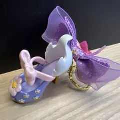 ディズニー　デイジー　靴　キーホルダー