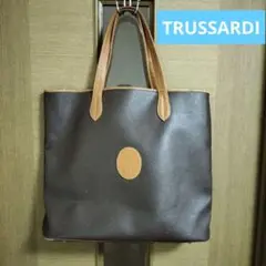 Trussardi ホワイト トートバッグ Trussardi（トートバッグ）のフリマアイテム一覧