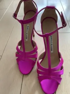 MANOLO BLAHNIK マノロブラニク サテンミュール ピンク新品