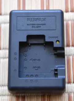 Item thumbnail for item 053997b9-e1df-44b6-8f0b-9c6e5c80a2f8