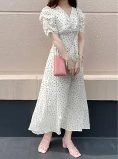 美品　GRL ドット柄バックレースアップフレアワンピース[js08]