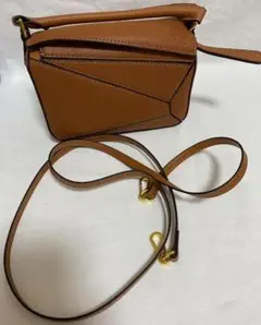 【美品】LOEWE ブラウンレザーショルダーバッグ