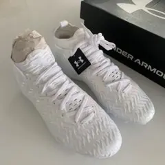 Under Armour ホワイト スパイクシューズ 新品・未使用・箱付き