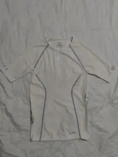 【Skinsスキンズ】 A200 半袖コンプレッションシャツ ホワイト Sサイズ
